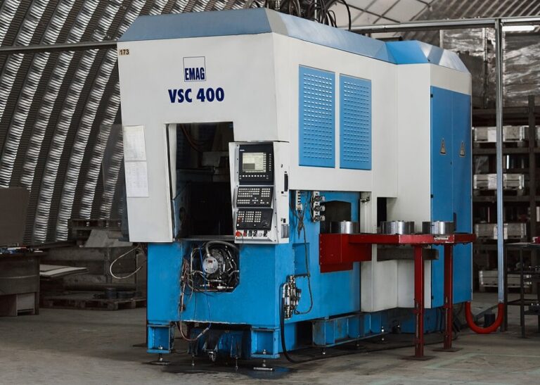Tornio EMAG VSC 400